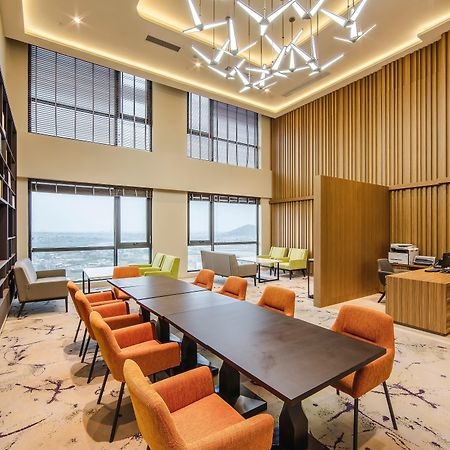Holiday Inn Putian Xiuyu By Ihg Экстерьер фото